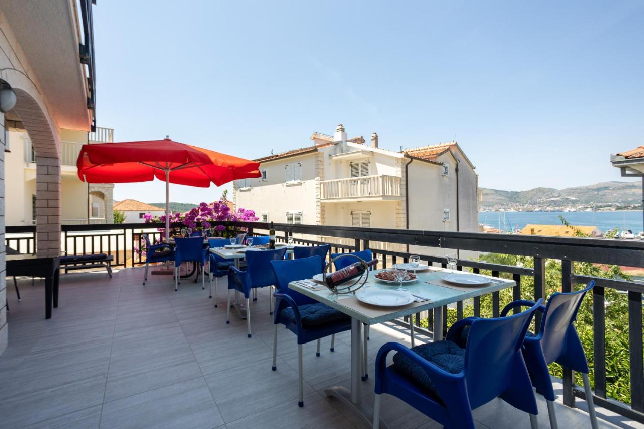 Villa Marina Okrug Gornji Exteriör bild